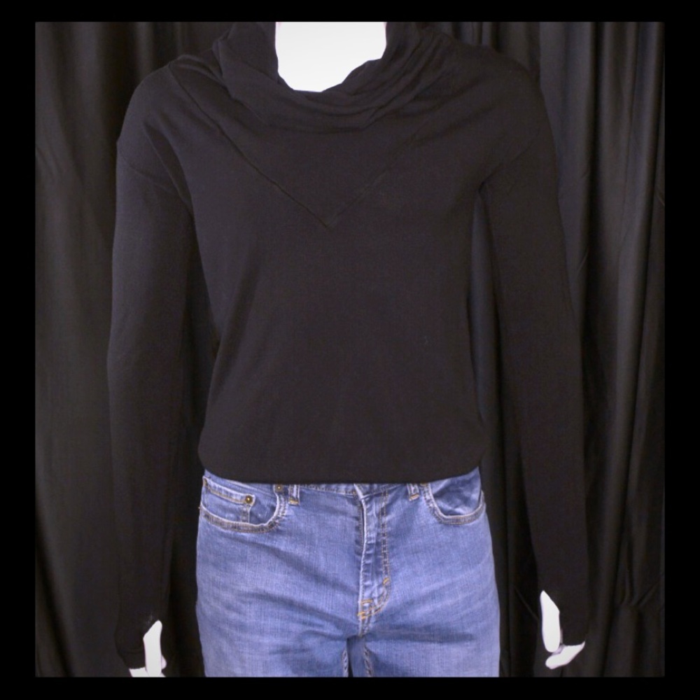 Mens Cowell neck sweater.